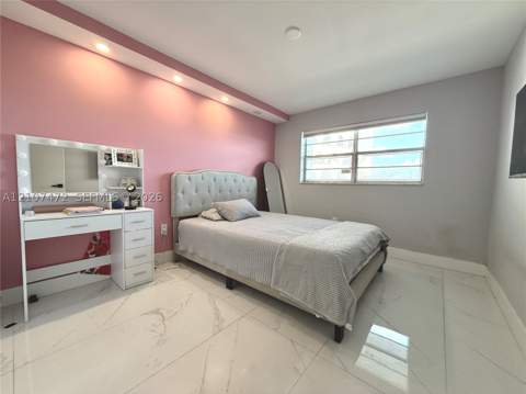 1770 NE 191st St 717-1, Miami FL - photo 9 of 19