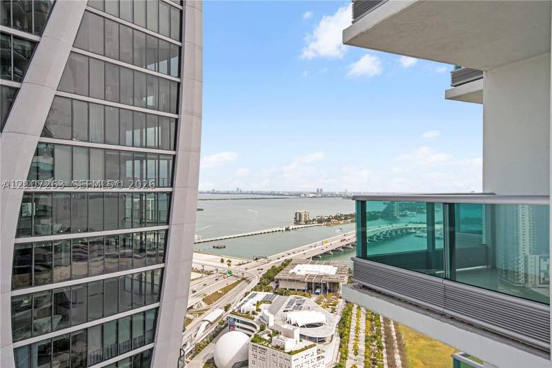 1 bedroom Condominium at 900 Biscayne Blvd 4010, 900 Biscayne Bay Condo, Miami — photo 4