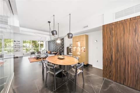 455 NE 39th St 110, Miami FL - photo 8 of 38