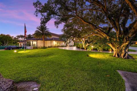 5720 SW 128th St, Pinecrest FL - photo 19 of 24