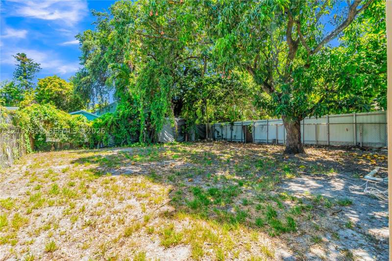 3 bedroom SingleFamilyResidence at 2910 NW 47th St, Amd Pl Of Browns Sub, Miami — photo 3