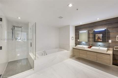400 Sunny Isles Blvd 704, Sunny Isles Beach FL - photo 12 of 18
