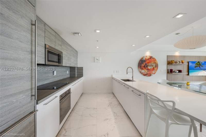 3 bedroom Condominium at 400 Sunny Isles Blvd 704, 400 Sunny Isles Condo Wes, Sunny Isles Beach — photo 3