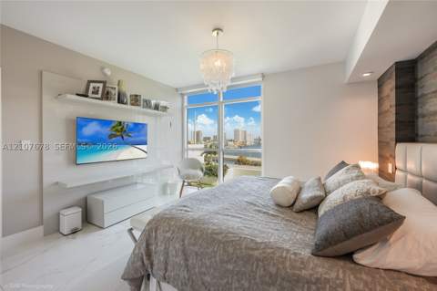 400 Sunny Isles Blvd 704, Sunny Isles Beach FL - photo 9 of 18