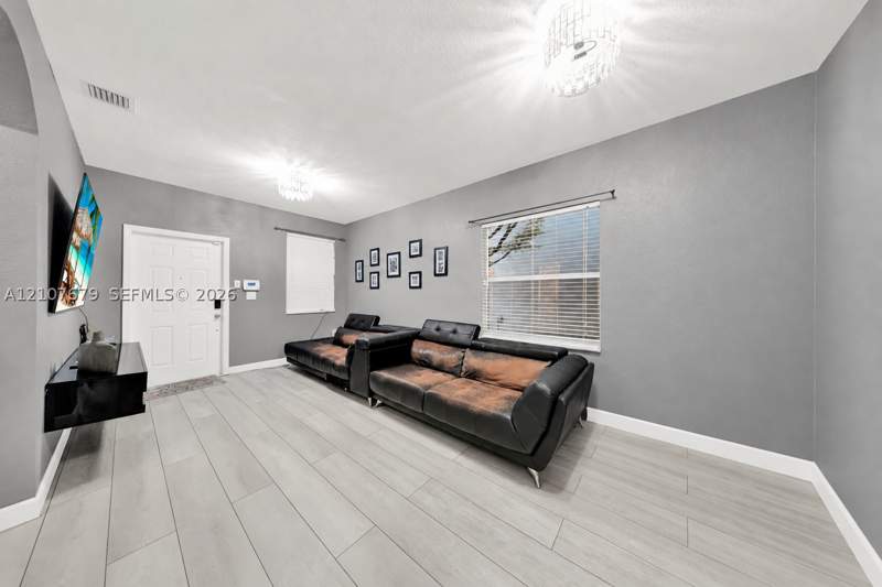 3 bedroom Condominium at 22066 SW 93rd Pl, Lakes By The Bay Cee, Cutler Bay — photo 4