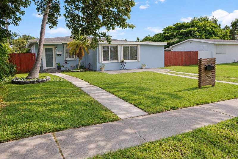 3 bedroom SingleFamilyResidence at 9760 Jamaica Dr, South Coral Homes Sec 1, Cutler Bay — photo 2