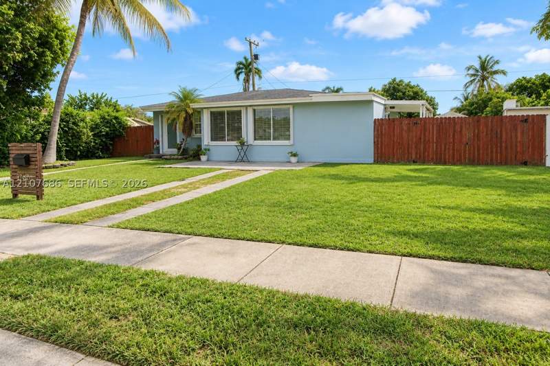 3 bedroom SingleFamilyResidence at 9760 Jamaica Dr, South Coral Homes Sec 1, Cutler Bay — photo 5