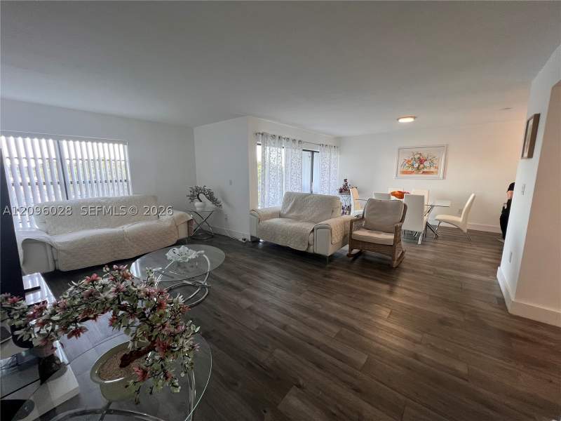 3 bedroom Condominium at 6300 SW 138th Ct 405, Villa Grande Condo, Miami — photo 3