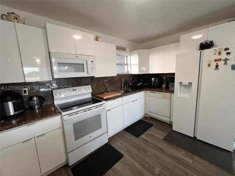 6300 SW 138th Ct 405, Miami FL - photo 8 of 34