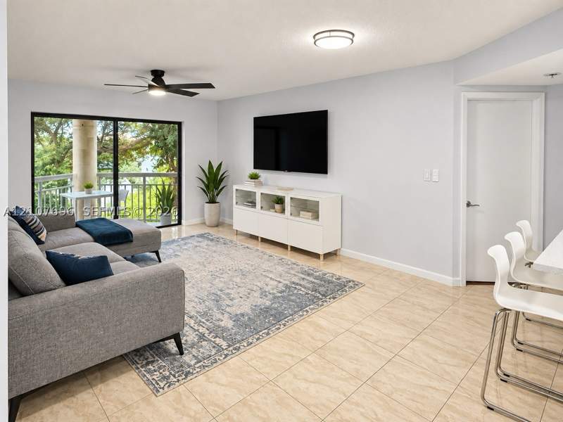 2 bedroom Condominium at 8290 Lake Dr 418, Las Vistas At Doral Condo, Doral — photo 5