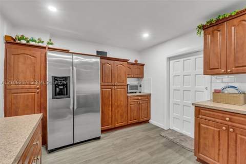 9555 NW 36th Ave, Miami FL - photo 10 of 41