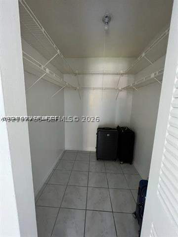 16950 W Dixie Hwy A129, North Miami Beach FL - photo 12 of 24