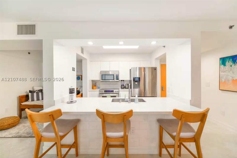 2 bedroom Condominium at 1200 Brickell Bay Dr 2901, The Club At Brickell Bay, Miami — photo 4
