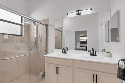470 SE 34th Ter, Homestead FL - photo 13 of 33