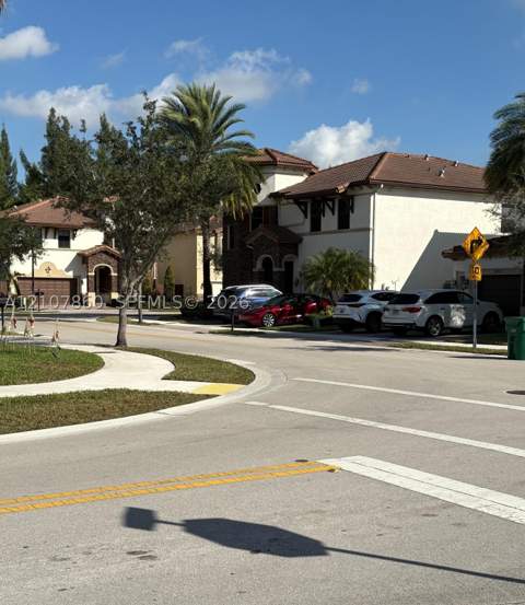 8925 NW 99th Ct, Doral FL - photo 17 of 36