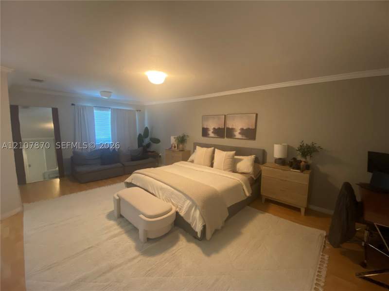 4 bedroom SingleFamilyResidence at 5344 NW 111th Ct, The Reserve At Doral, Doral — photo 5