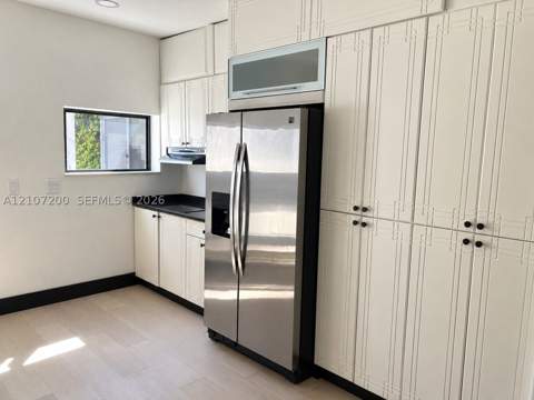 241 Palmetto Dr, Miami Springs FL - photo 16 of 29