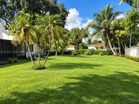241 Palmetto Dr, Miami Springs FL - photo 22 of 29