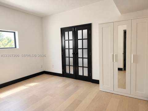 241 Palmetto Dr, Miami Springs FL - photo 8 of 29