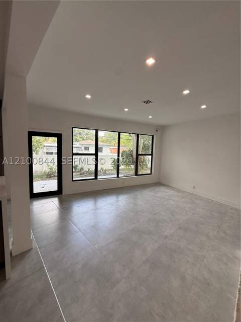 12615 N Miami Ave, North Miami FL - photo 15 of 69