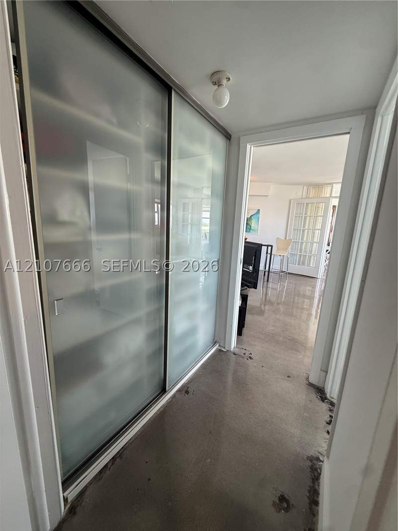 2 bedroom Condominium at 1881 Washington Ave 10C, Octagon Towers I Condo, Miami Beach — photo 5