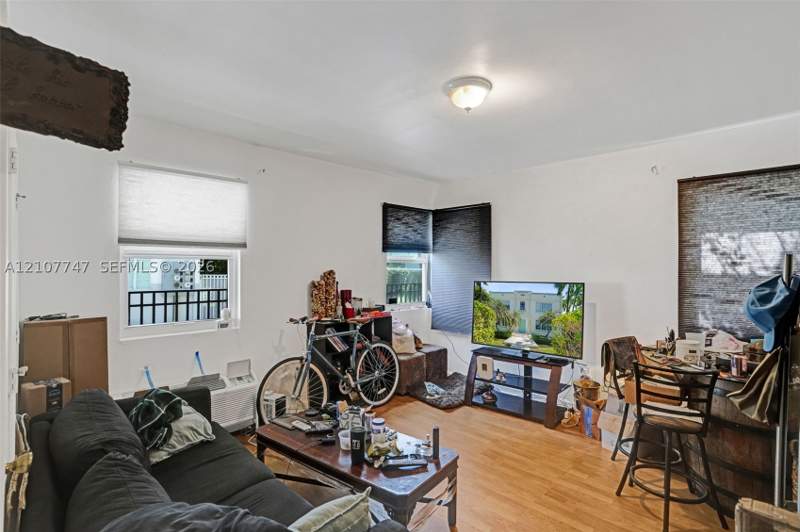 0 bedroom Condominium at 1027 Euclid Ave 7, Vila Mara Condo, Miami Beach — photo 4