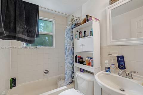 1027 Euclid Ave 7, Miami Beach FL - photo 7 of 18