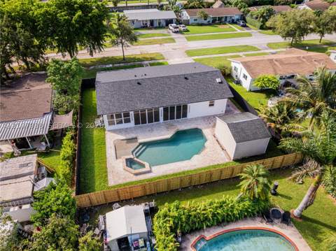 9261 SW 183rd Ter, Palmetto Bay FL - photo 7 of 47