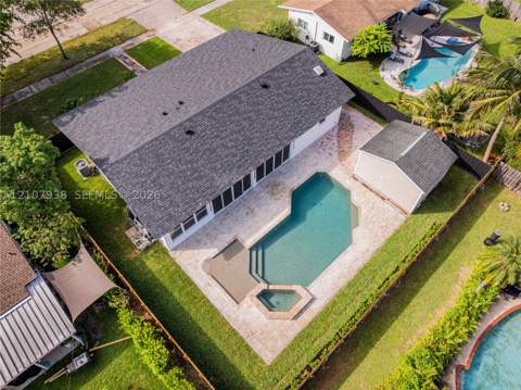 9261 SW 183rd Ter, Palmetto Bay FL - photo 8 of 47