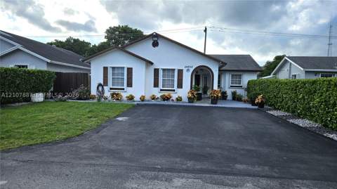 24858 SW 128th Path, Homestead FL - photo 10 of 42