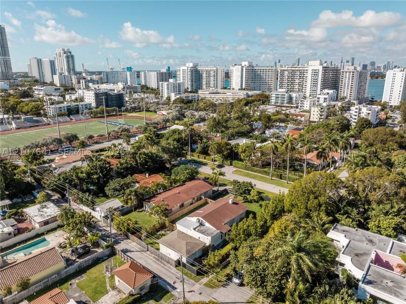 3 bedroom SingleFamilyResidence at 1255 Lenox Ave, Ocean Beach Addn No 3, Miami Beach — photo 4