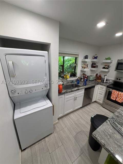 1000 NW N River Dr 20, Miami FL - photo 11 of 16