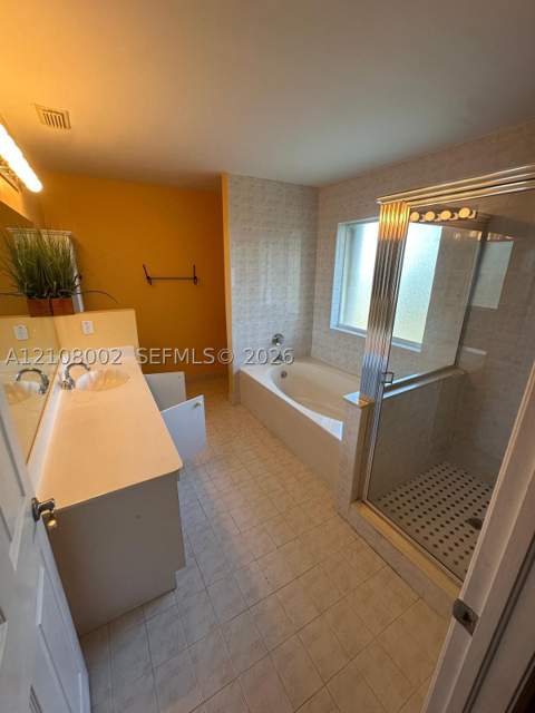 14373 SW 166th Ter, Miami FL - photo 9 of 45