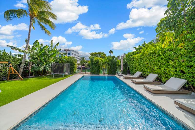 5 bedroom SingleFamilyResidence at 710 S Shore Dr, Normandy Golf Course, Miami Beach — photo 3