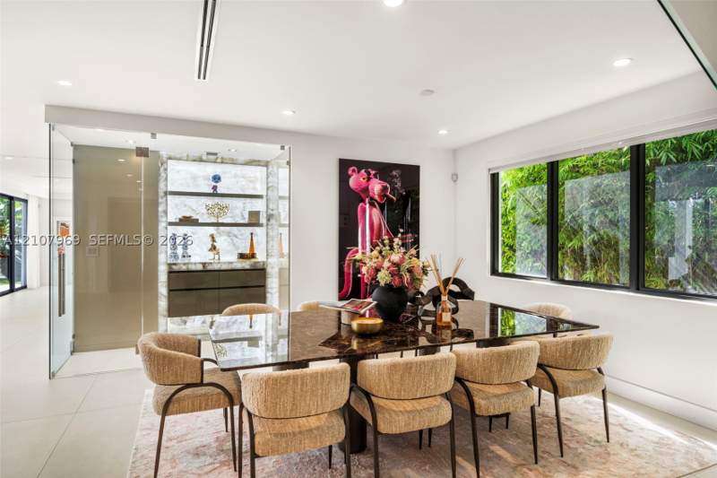 5 bedroom SingleFamilyResidence at 710 S Shore Dr, Normandy Golf Course, Miami Beach — photo 5