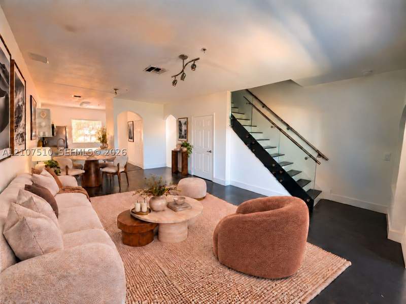 3 bedroom Condominium at 5670 NW 116th Ave 216, Las Brisas At Doral Condo, Doral — photo 2