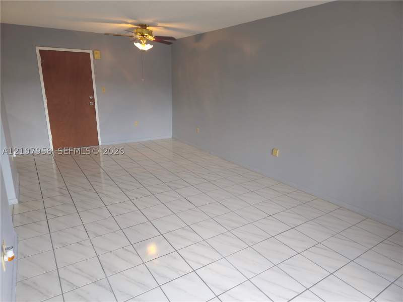 2 bedroom Condominium at 295 NW 72nd Ave 214, Lago Condo, Miami — photo 2