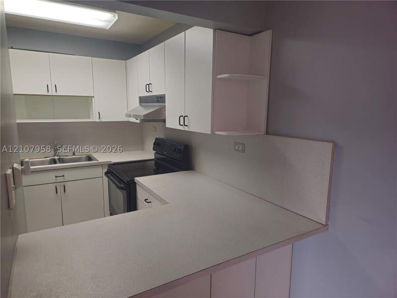 2 bedroom Condominium at 295 NW 72nd Ave 214, Lago Condo, Miami — photo 3