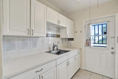 52 NE 204th St 8, Miami Gardens FL - photo 11 of 41