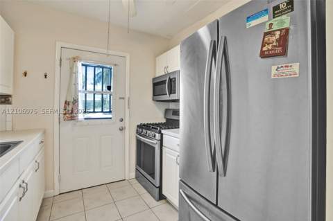 52 NE 204th St 8, Miami Gardens FL - photo 12 of 41