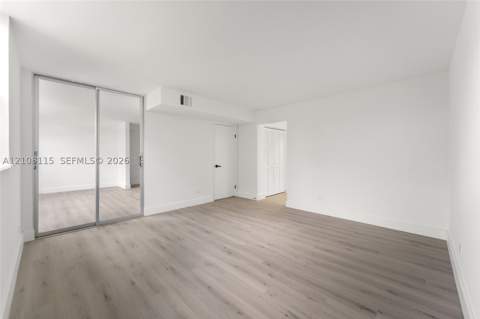 441 NE 195th St 302, Miami FL - photo 10 of 31