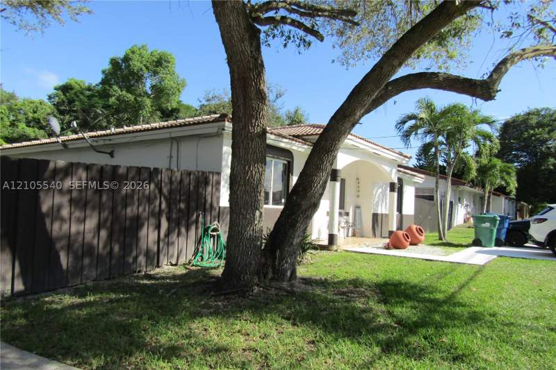 4 bedroom SingleFamilyResidence at 21935 SW 102nd Ave, Lincoln City Sec H, Cutler Bay — photo 4