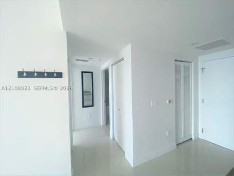 185 SW 7th St 3708, Miami FL - photo 11 of 39
