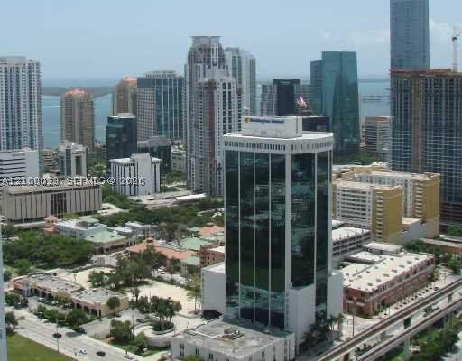 1 bedroom Condominium at 185 SW 7th St 3708, Latitude On The River, Miami — photo 5