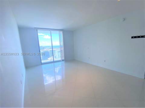 185 SW 7th St 3708, Miami FL - photo 9 of 39