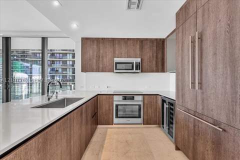 88 SW 7th St 3401, Miami FL - photo 10 of 33