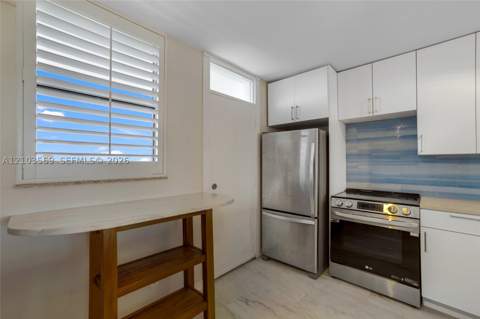 3703 NE 166th St 904, North Miami Beach FL - photo 11 of 67
