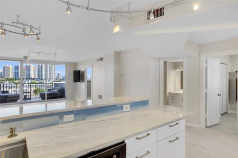 3703 NE 166th St 904, North Miami Beach FL - photo 14 of 67