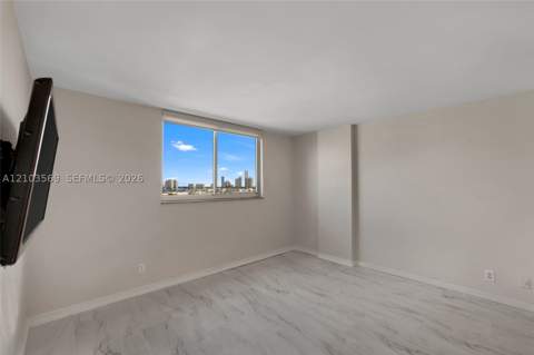 3703 NE 166th St 904, North Miami Beach FL - photo 22 of 67