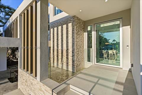 315 Cypress Dr, Key Biscayne FL - photo 6 of 93